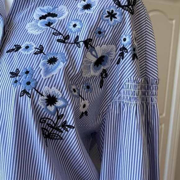Halogen blue and white stripe embroidered top in a size medium office business - Picture 16 of 16